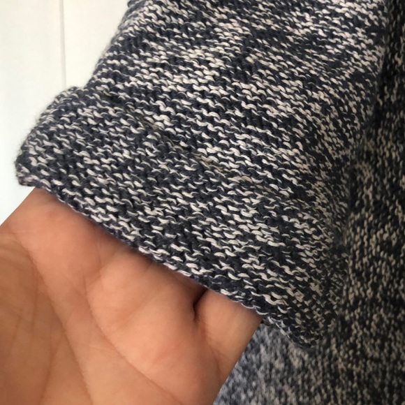 Sweater - Picture 3 of 4